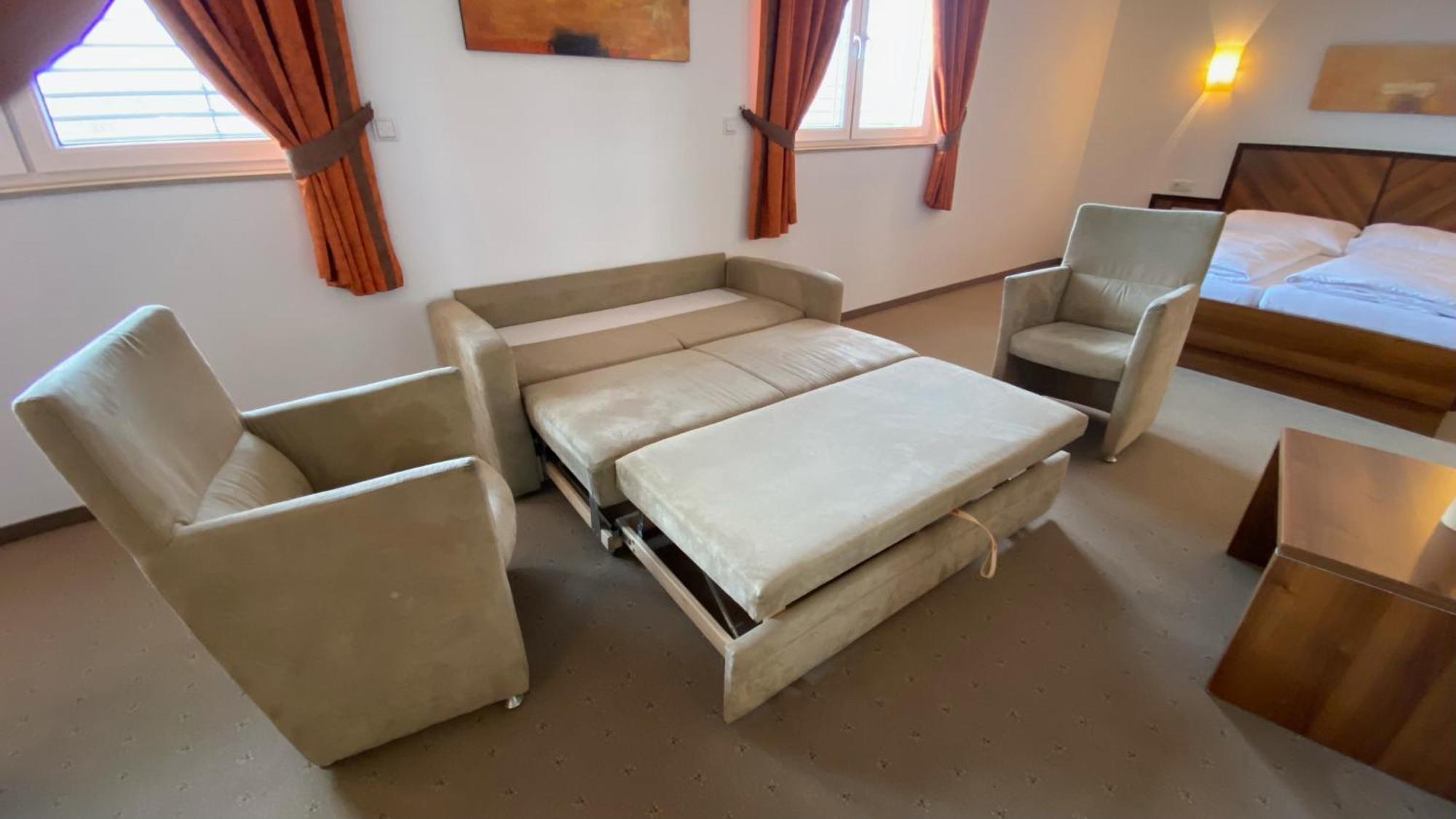 Weinland Hotel Donnerskirchen Bagian luar foto